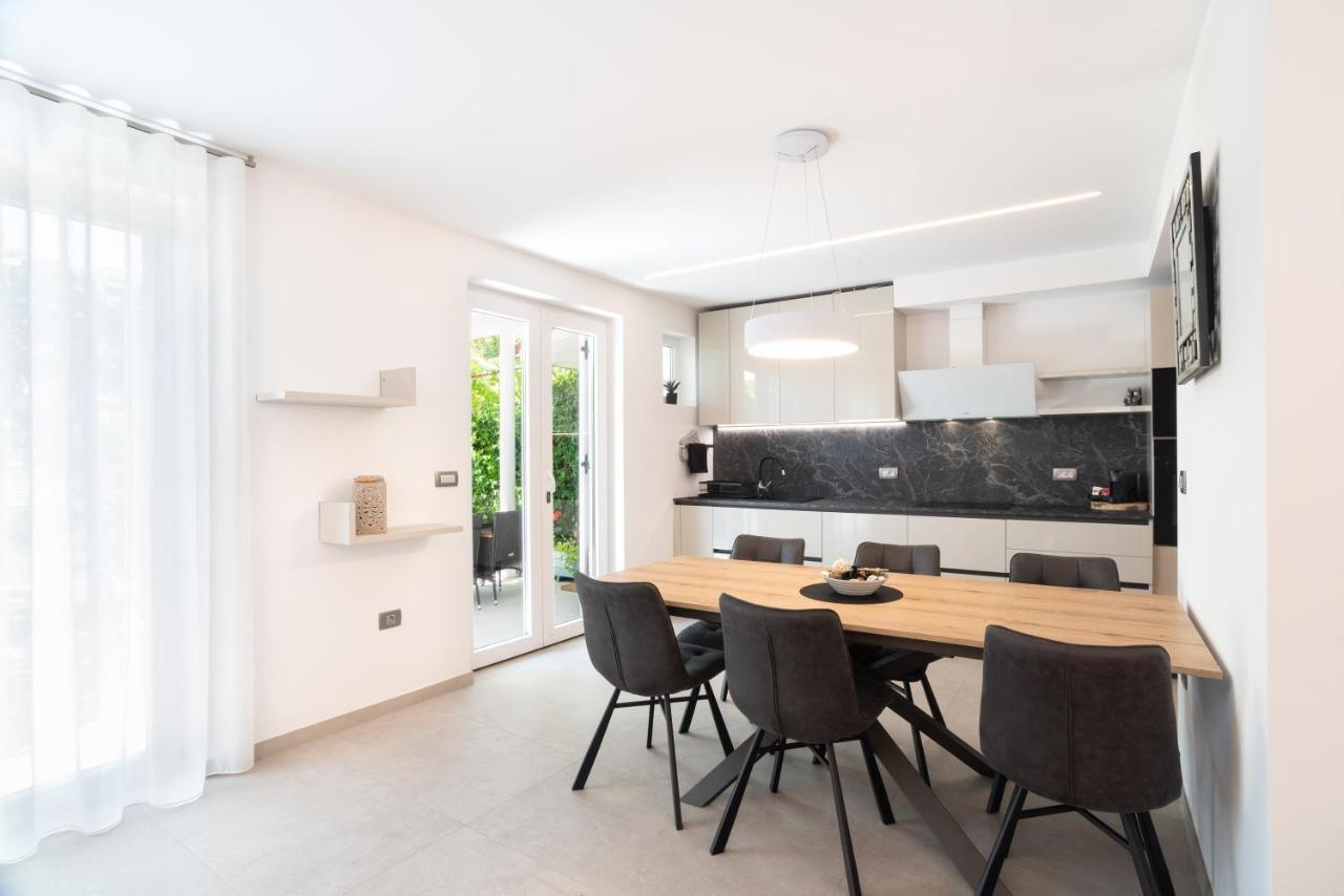 Lux Dolce Vista Apartment - Порторож Экстерьер фото
